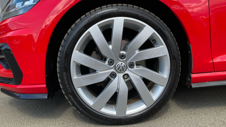 Volkswagen Golf 2.0 TDI R-Line 5dr DSG Diesel Hatchback